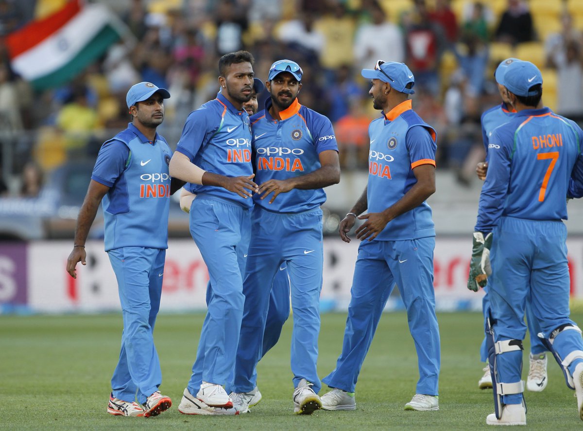 India outclassed New Zealand by 35 runs in the fifth and final One Day International at the Westpac Stadium to clinch the five-match series 4-1 on Sunday.